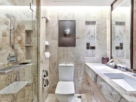 DoubleTree by Hilton Sukhumvit Bangkok