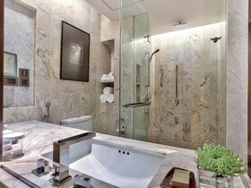 DoubleTree by Hilton Sukhumvit Bangkok