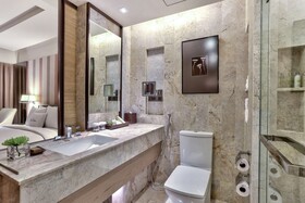 DoubleTree by Hilton Sukhumvit Bangkok