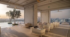 Eastin Grand Hotel Phayathai