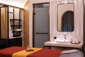 Eastin Grand Hotel Phayathai
