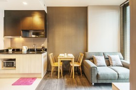 Edge sukhumvit 23