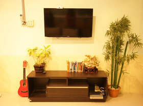Friend's House Resort