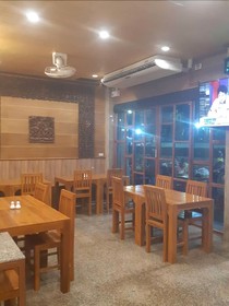 Golden Pagoda Hostel&Cafe