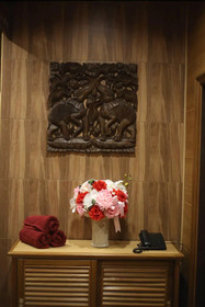 Golden Pagoda Hostel&Cafe