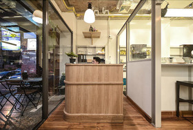 Good One Hostel & Cafe Bar