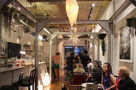 Good One Hostel & Cafe Bar