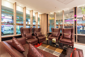 Grand 5 Hotel & Plaza Sukhumvit Bangkok