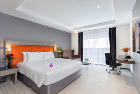 Grand 5 Hotel & Plaza Sukhumvit Bangkok