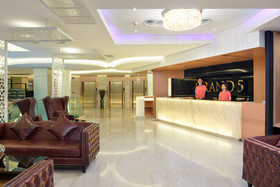 Grand 5 Hotel & Plaza Sukhumvit Bangkok