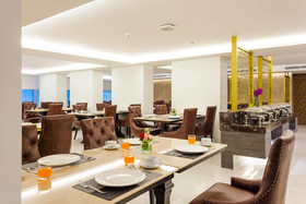 Grand 5 Hotel & Plaza Sukhumvit Bangkok