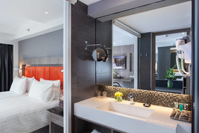 Grand 5 Hotel & Plaza Sukhumvit Bangkok