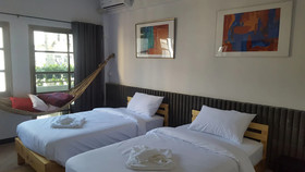 Haus Sathorn 11 Bed And Breakfast