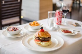 Holiday Inn Bangkok Sukhumvit