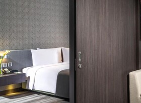 Holiday Inn Bangkok Sukhumvit