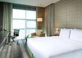 Holiday Inn Bangkok Sukhumvit