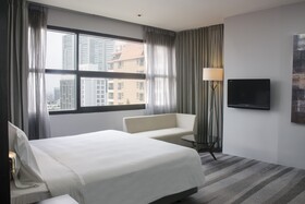 Holiday Inn Bangkok Sukhumvit