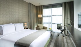 Holiday Inn Bangkok Sukhumvit