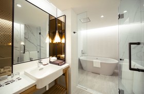Homm Sukhumvit 34 Bangkok