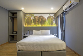 Hyde Park Hotel Bangkok