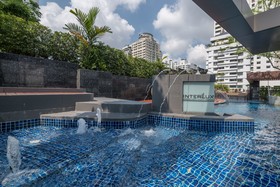 Interlux Premiers Sukhumvit 13 by Favstay
