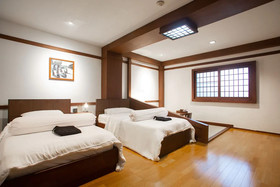 Baan Kashiwaya