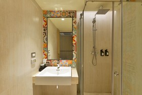 Kastel Bangkok Hotel By Loft BKK