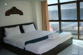 King Royal Garden Inn