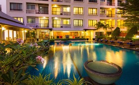 Lasalle Suites & Spa