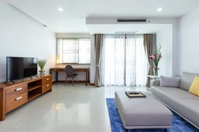 Lasalle Suites & Spa