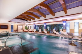 Lasalle Suites & Spa