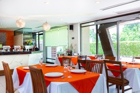 Lasalle Suites & Spa