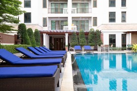 Lasalle Suites & Spa