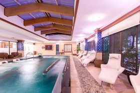 Lasalle Suites & Spa