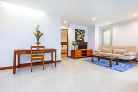 Lasalle Suites & Spa