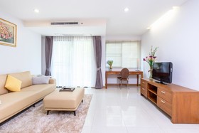 Lasalle Suites & Spa