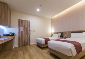 Leela Orchid Hotel
