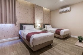 Leela Orchid Hotel