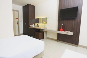 Leenova Hotel