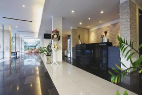 Leenova Hotel