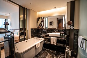 Le Meridien Bangkok