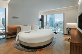 Le Meridien Bangkok