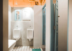 Merge Hostel