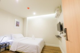 Metro Hotel
