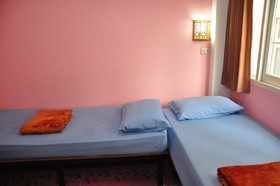 Na Banglampoo Hotel