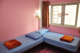 Na Banglampoo Hotel