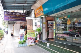 Na Banglampoo Hotel