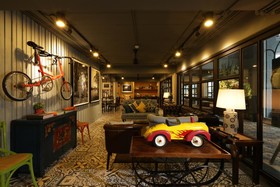 Nandha Hotel