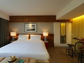 Nandha Hotel