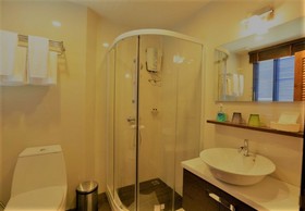 Nandha Hotel